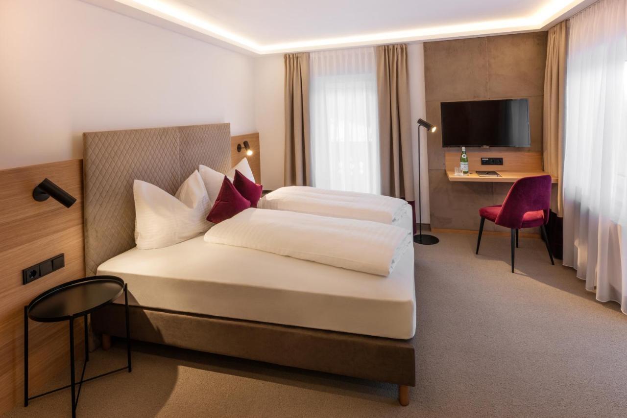 Hotel Hennersberg Вергль Экстерьер фото